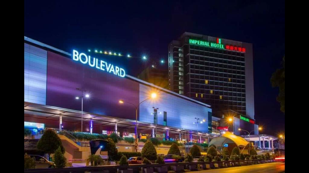 Imperial Grand Suite Apartment Kuching Exterior foto